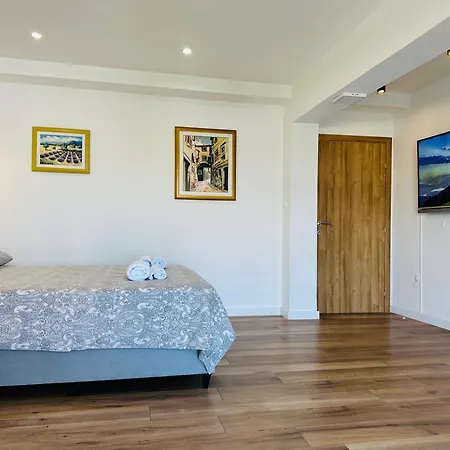 Διαμέρισμα Mara&padrona *